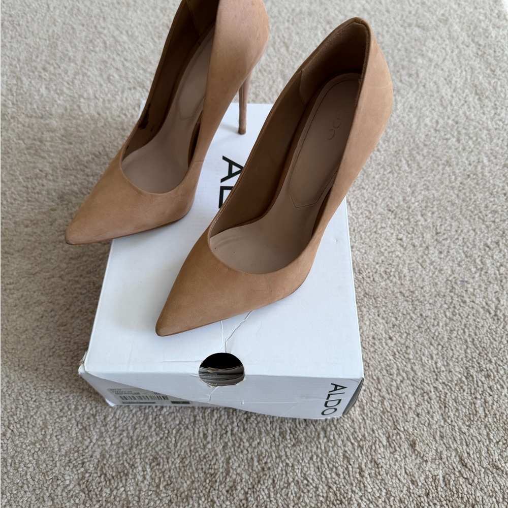Aldo Women's tan stessy Stiletto Heels